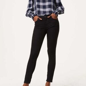 Loft Modern Skinny jeans black denim size 6 black ankle jeans 6